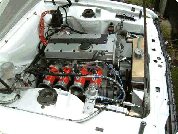 Lumenition Throttle Bodies fitted to Mk4 Escort running Vauxhall 2 litre DOHC engine.